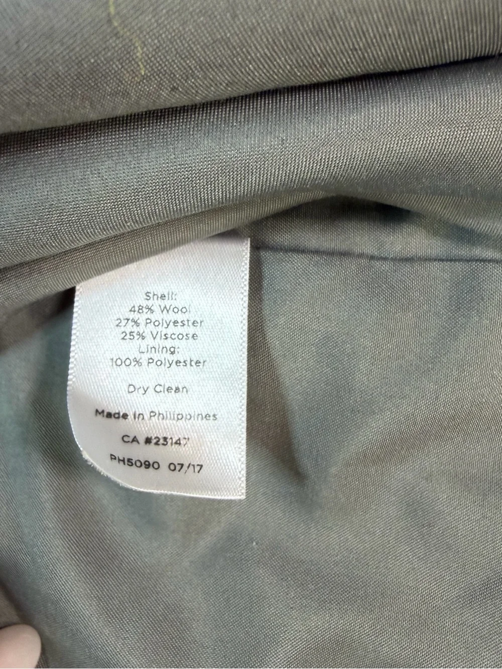 Talbots Gray Herringbone Pencil Skirt Scalloped Hem Preppy Minimalist W Size 8